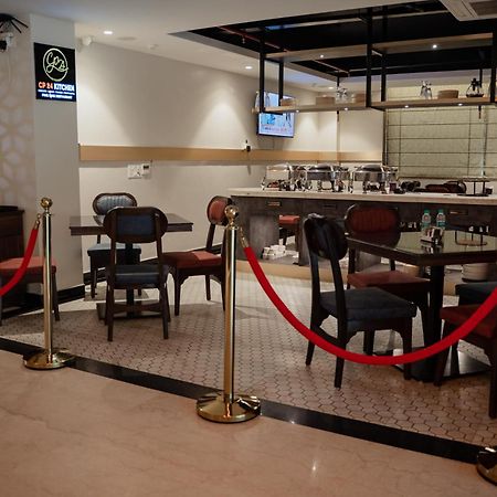 Belvedere Suites Greater Noida Exterior photo