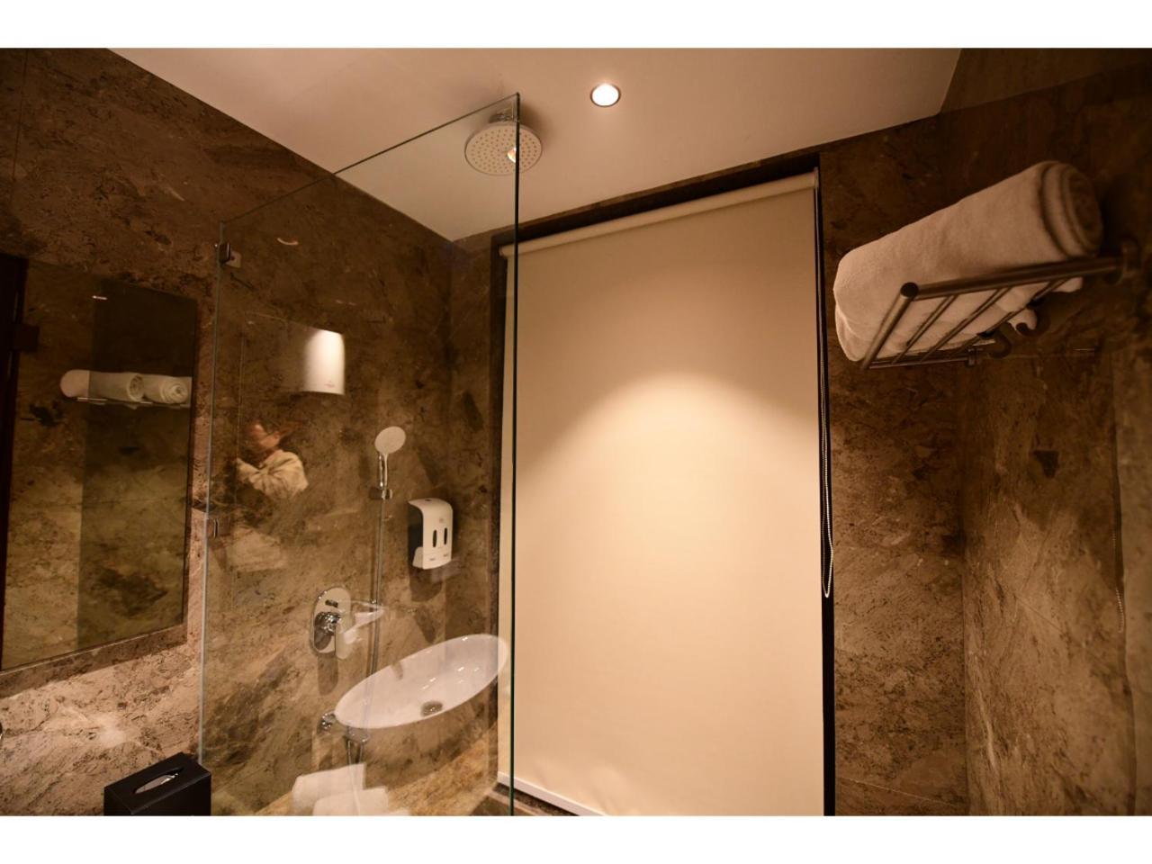 Belvedere Suites Greater Noida Exterior photo