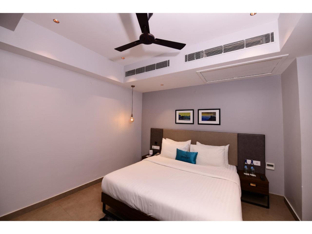 Belvedere Suites Greater Noida Exterior photo